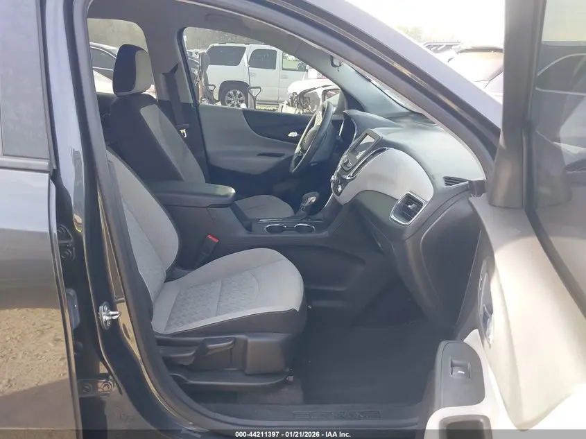 2022 CHEVROLET EQUINOX AWD LS