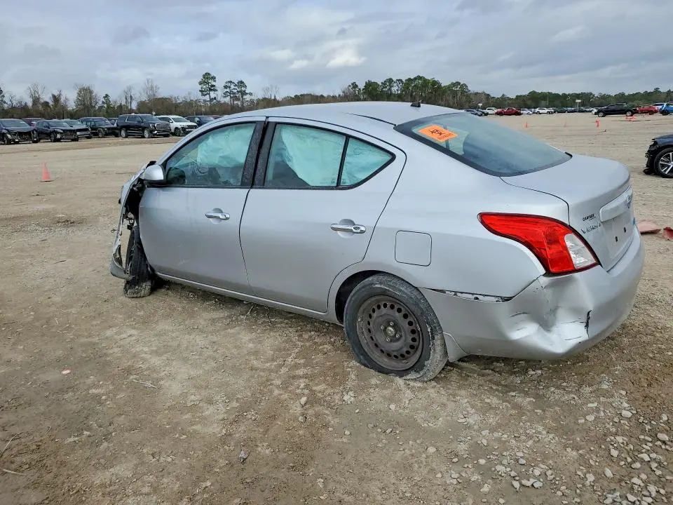 2012 NISSAN VERSA S  