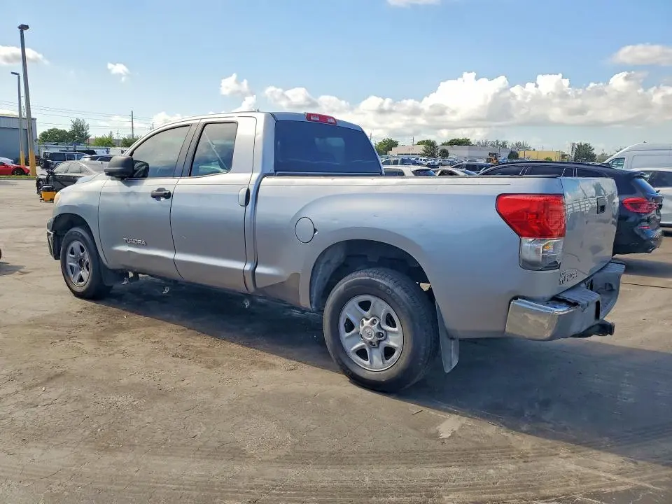 2013 TOYOTA TUNDRA DOUBLE CAB SR5  