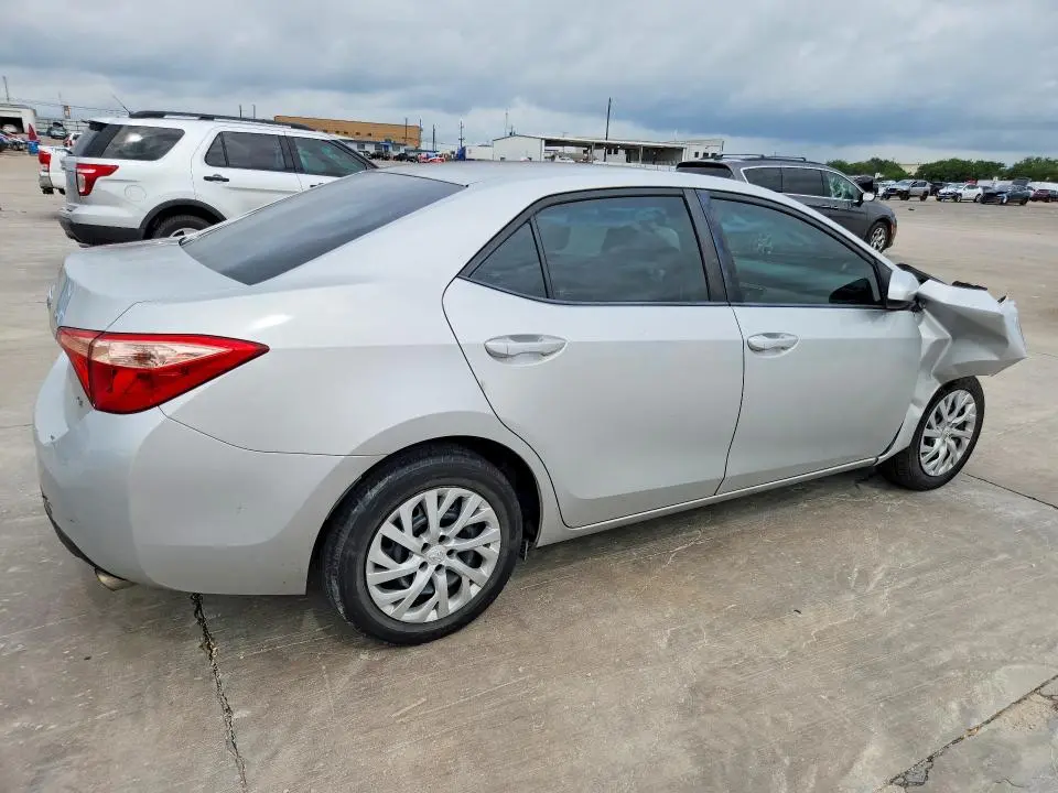 2018 TOYOTA COROLLA LE  