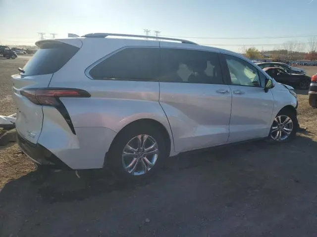 2023 TOYOTA SIENNA LIMITED  