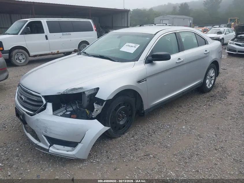 2013 FORD TAURUS SE