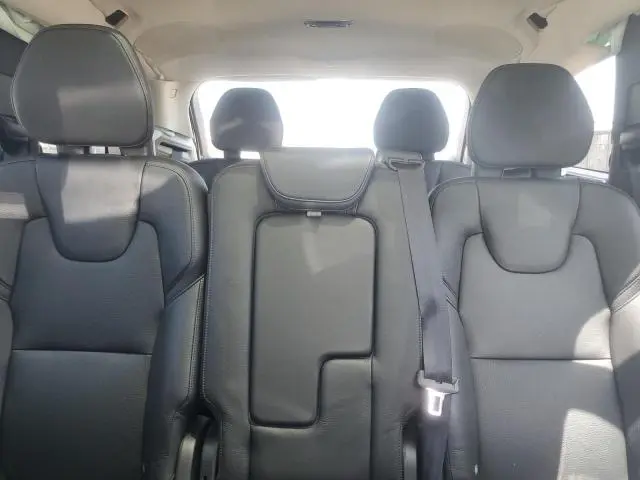 2017 VOLVO XC90 T6  