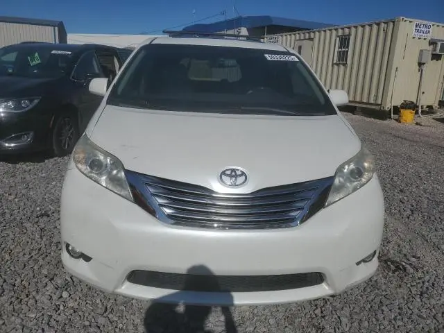 2012 TOYOTA SIENNA XLE