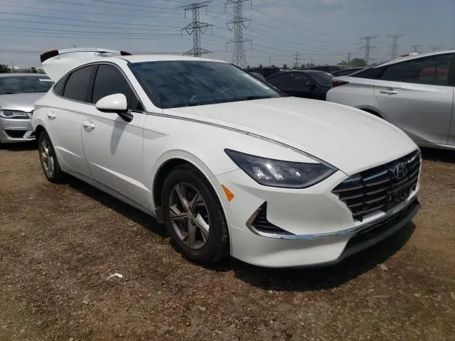 2020 HYUNDAI SONATA SE  