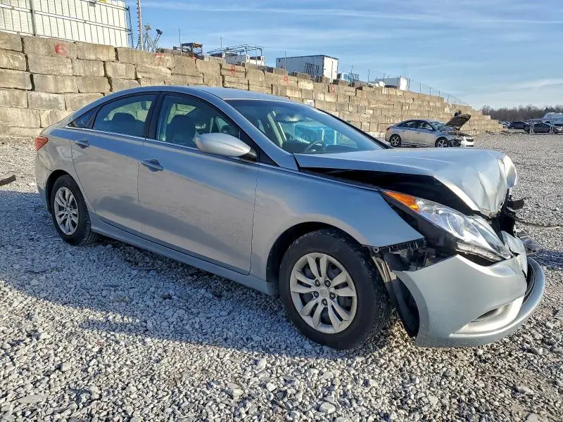 2012 HYUNDAI SONATA GLS  