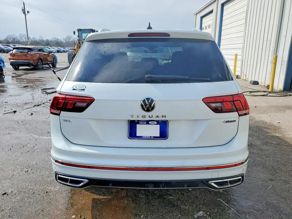 2022 VOLKSWAGEN TIGUAN SEL R-LINE  