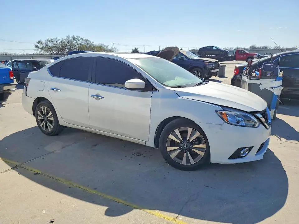 2019 NISSAN SENTRA SV  