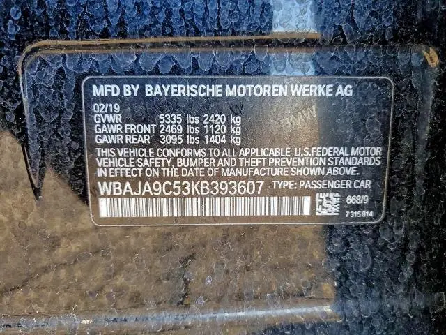 2019 BMW 530E   