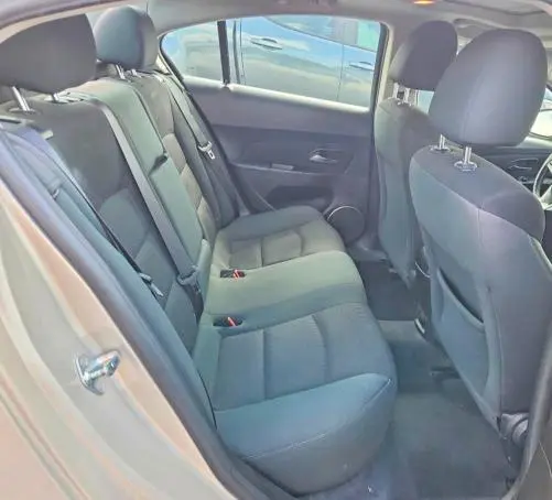2012 CHEVROLET CRUZE LT  