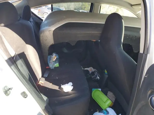 2015 NISSAN VERSA S