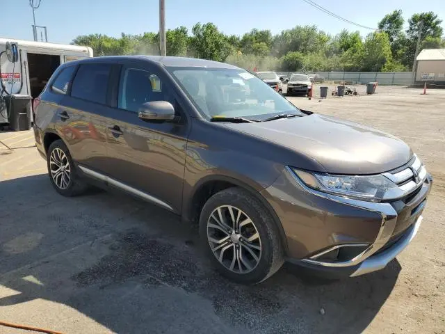 2018 MITSUBISHI OUTLANDER SE  