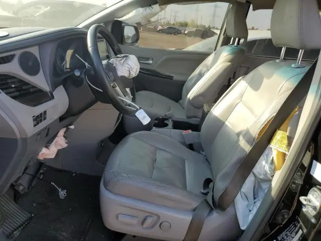 2015 TOYOTA SIENNA XLE 8-PASSENGER  