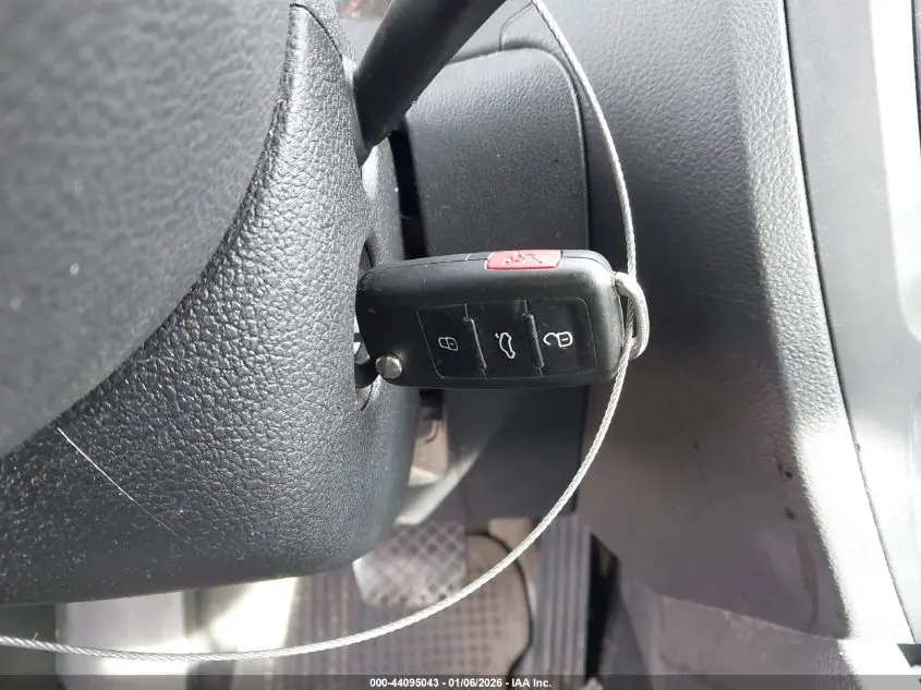 2012 VOLKSWAGEN JETTA 2.0L TDI