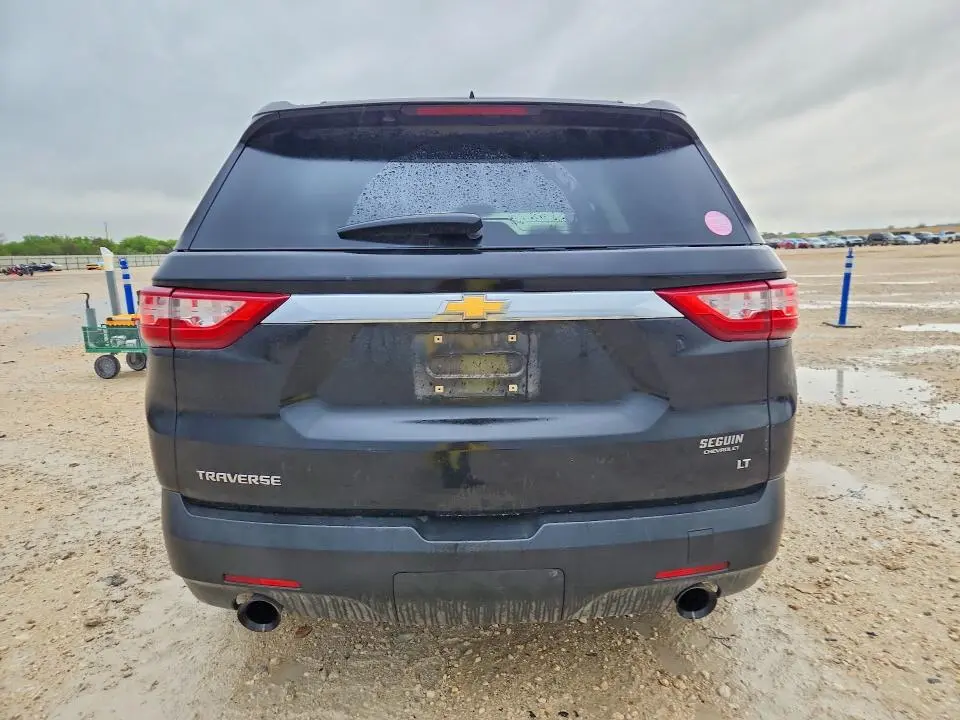 2018 CHEVROLET TRAVERSE LT  