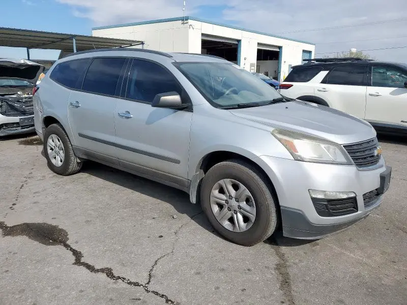 2016 CHEVROLET TRAVERSE LS  
