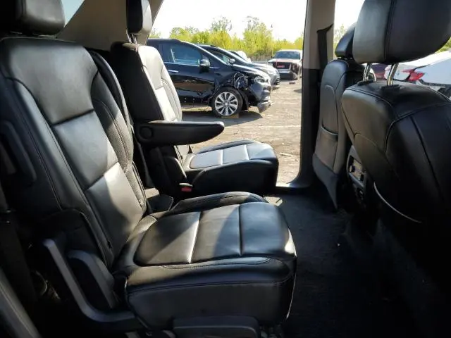 2018 CHEVROLET TRAVERSE LT  