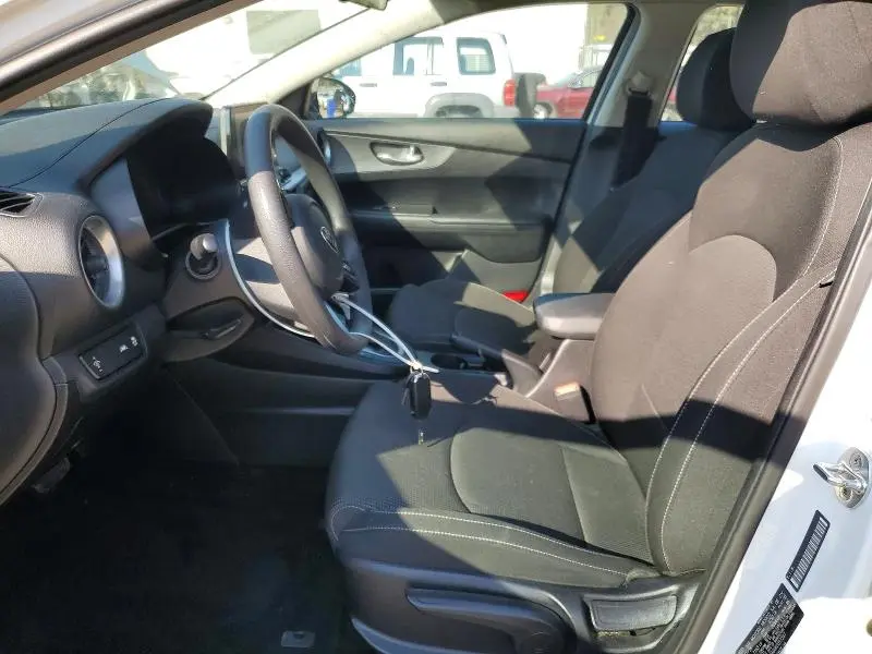 2019 KIA FORTE LXS  