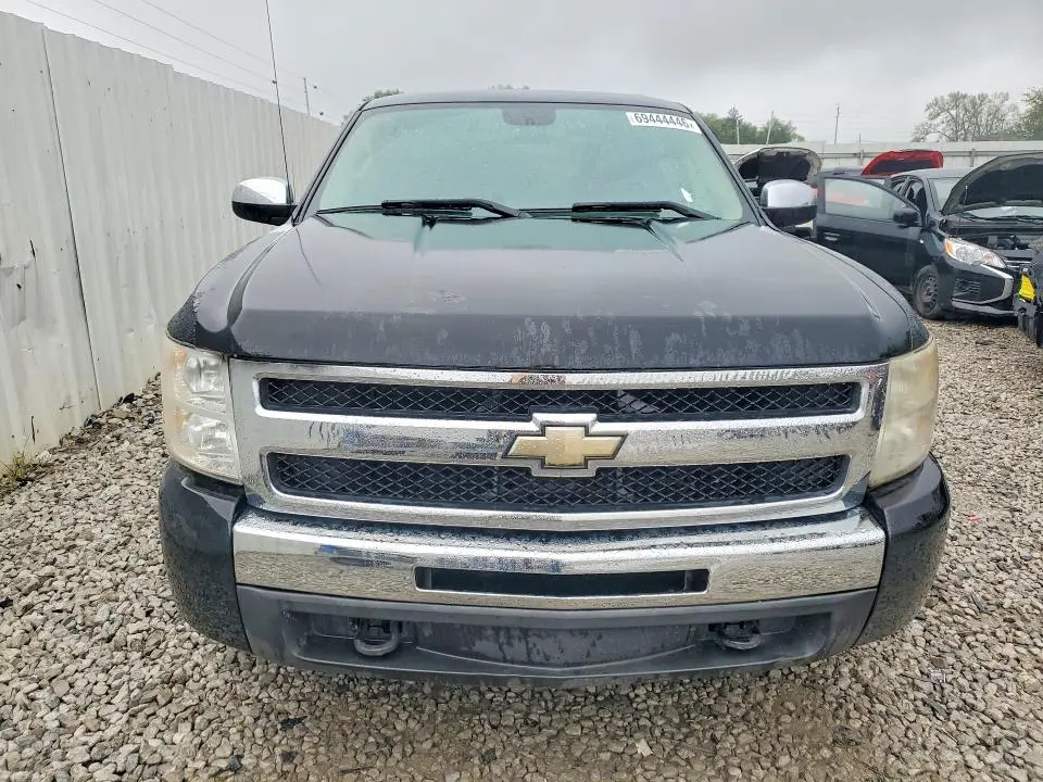 2011 CHEVROLET SILVERADO K1500 LT  