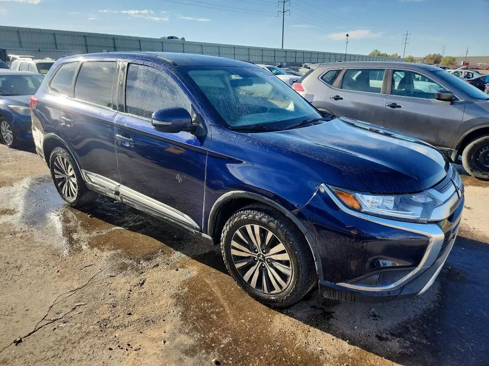 2019 MITSUBISHI OUTLANDER SE  
