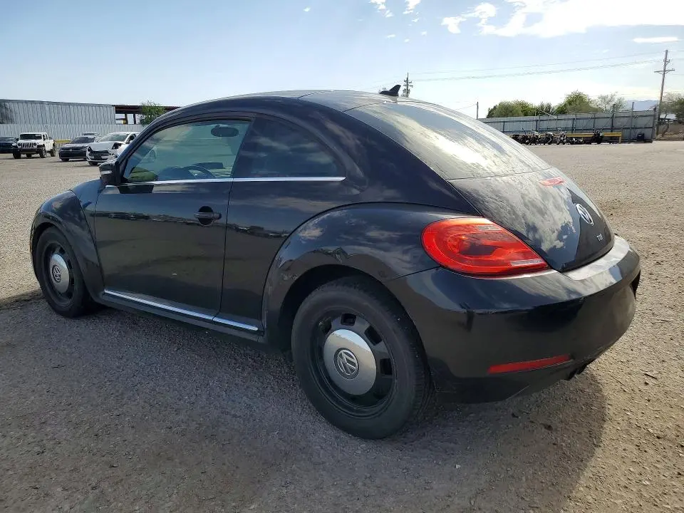 2013 VOLKSWAGEN BEETLE   