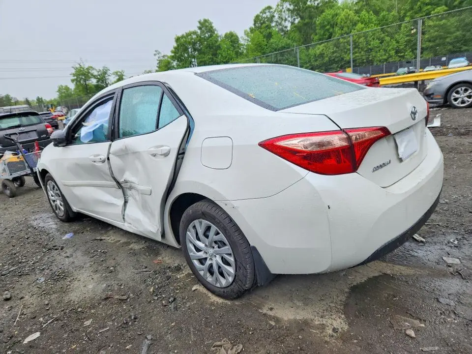 2018 TOYOTA COROLLA LE  