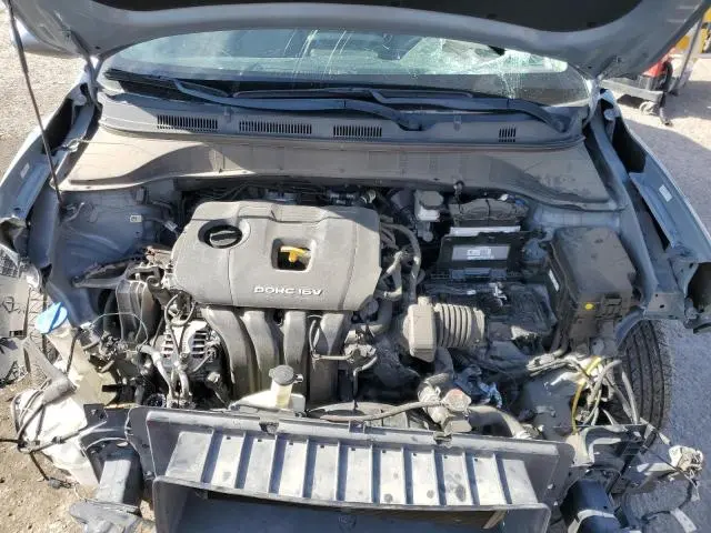 2019 HYUNDAI KONA SE  