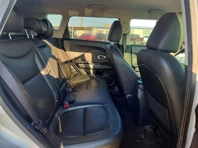 2016 KIA SOUL !  