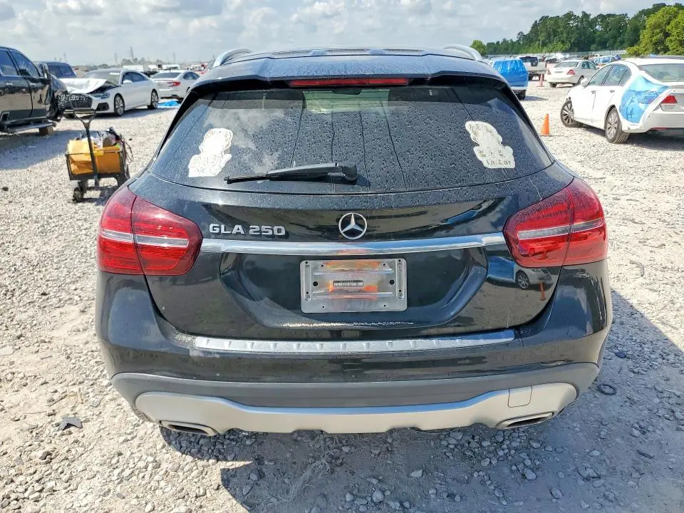 2019 MERCEDES-BENZ GLA 250  