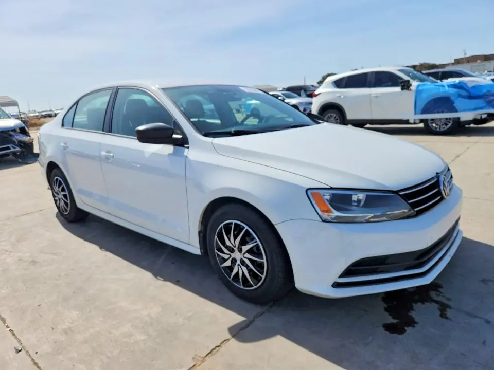 2016 VOLKSWAGEN JETTA   