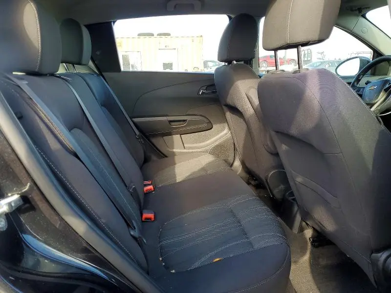 2015 CHEVROLET SONIC LT  