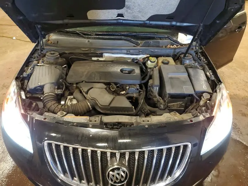 2011 BUICK REGAL CXL  