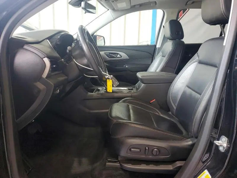 2020 CHEVROLET TRAVERSE LT  
