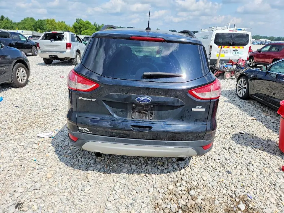 2016 FORD ESCAPE SE  