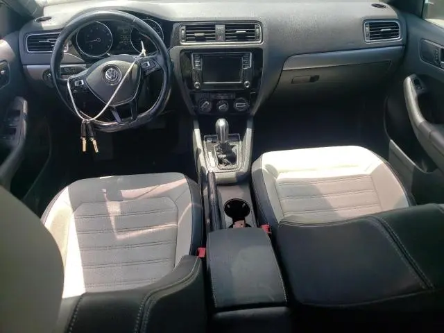 2017 VOLKSWAGEN JETTA SPORT  