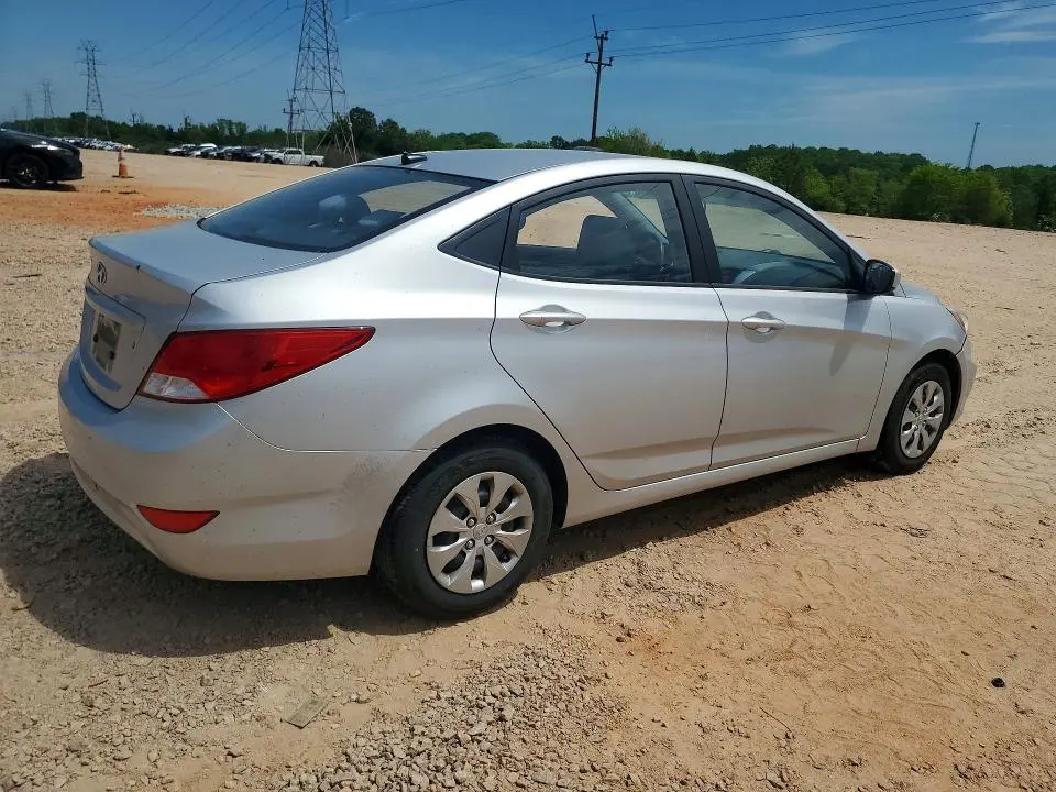 2015 HYUNDAI ACCENT GLS  