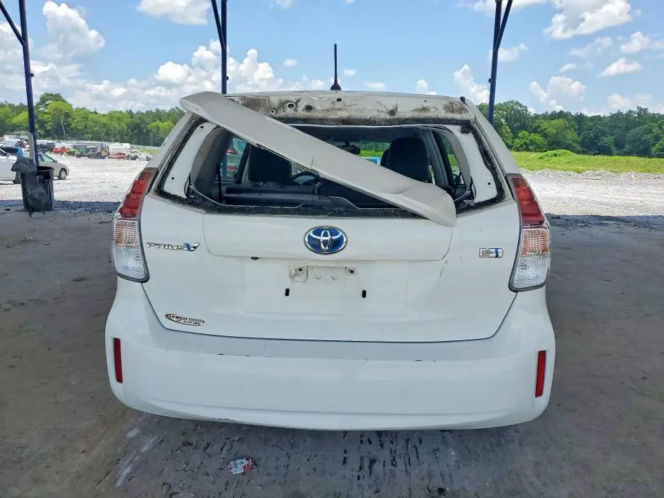 2017 TOYOTA PRIUS V TWO  