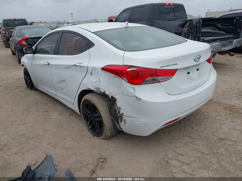 2012 HYUNDAI ELANTRA GLS