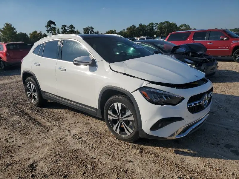 2025 MERCEDES-BENZ GLA 250  