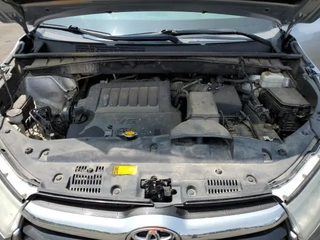 2015 TOYOTA HIGHLANDER LIMITED  