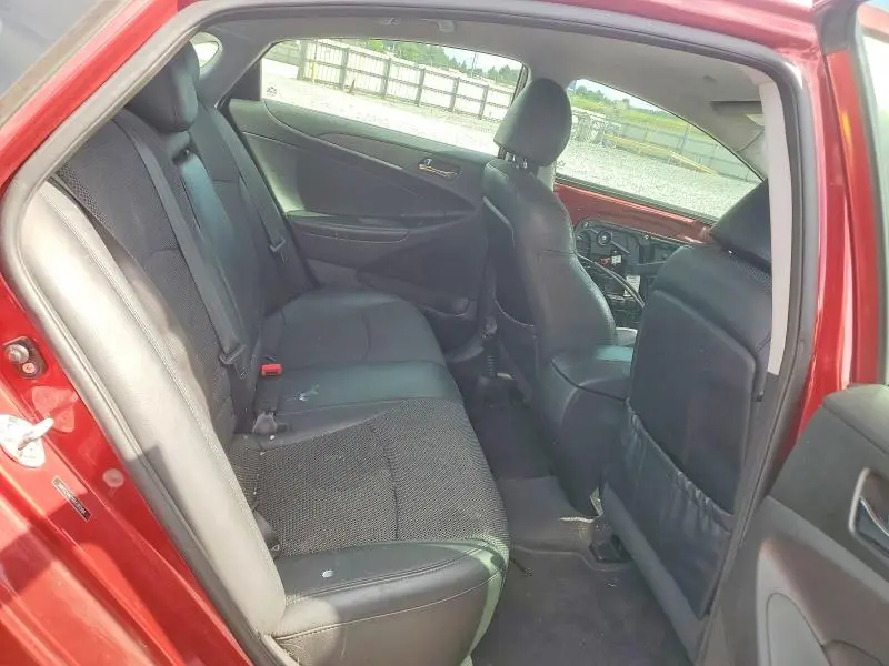 2011 HYUNDAI SONATA SE  