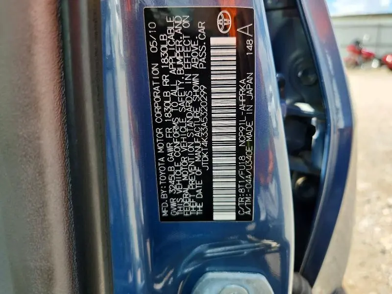 2010 TOYOTA YARIS BASE  