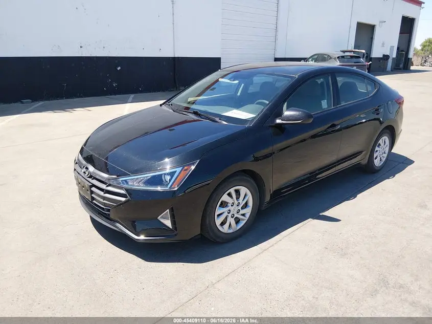 2020 HYUNDAI ELANTRA SE