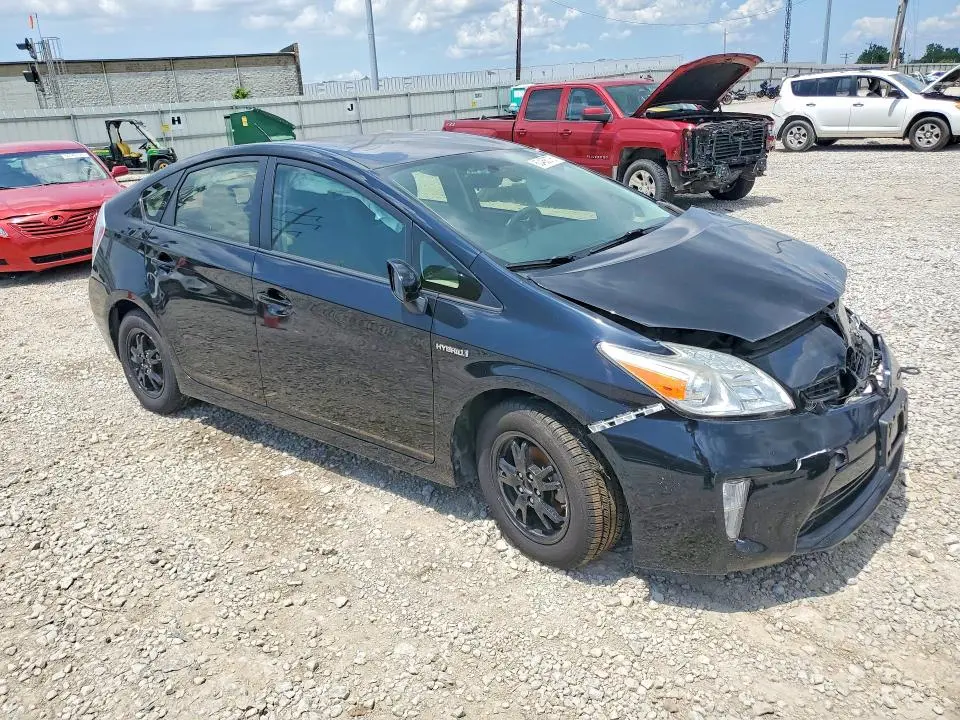 2015 TOYOTA PRIUS THREE  