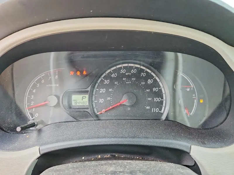 2012 TOYOTA SIENNA LE  