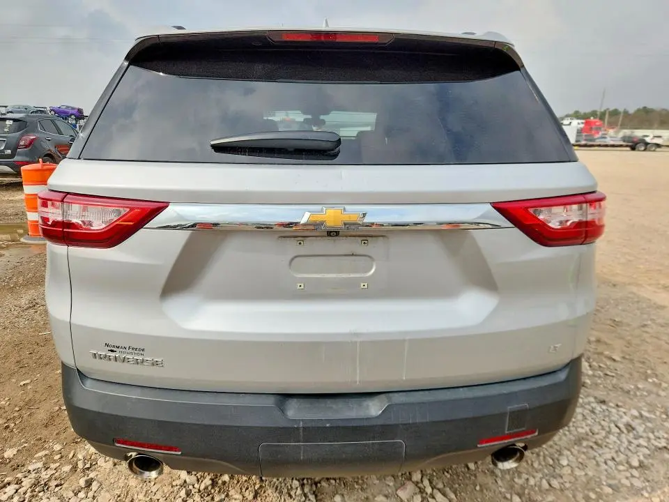 2020 CHEVROLET TRAVERSE LT  