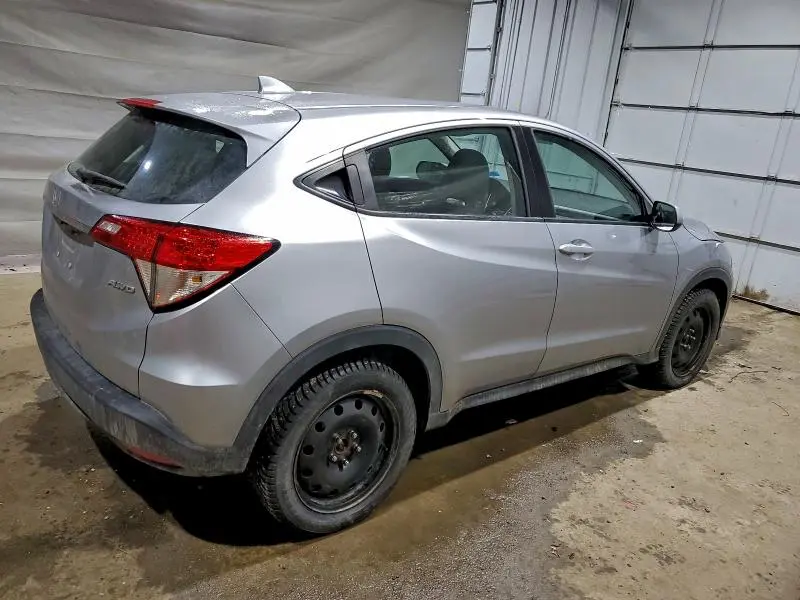 2020 HONDA HR-V LX  