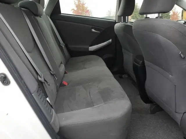 2012 TOYOTA PRIUS PLUG-IN   