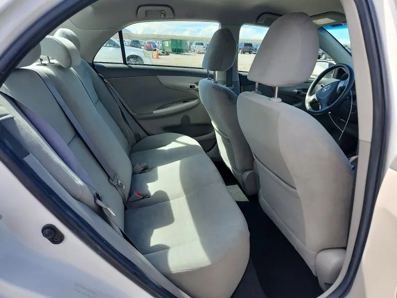 2010 TOYOTA COROLLA LE  