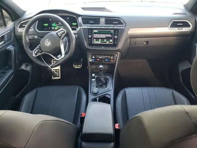 2022 VOLKSWAGEN TIGUAN SE R-LINE BLACK  